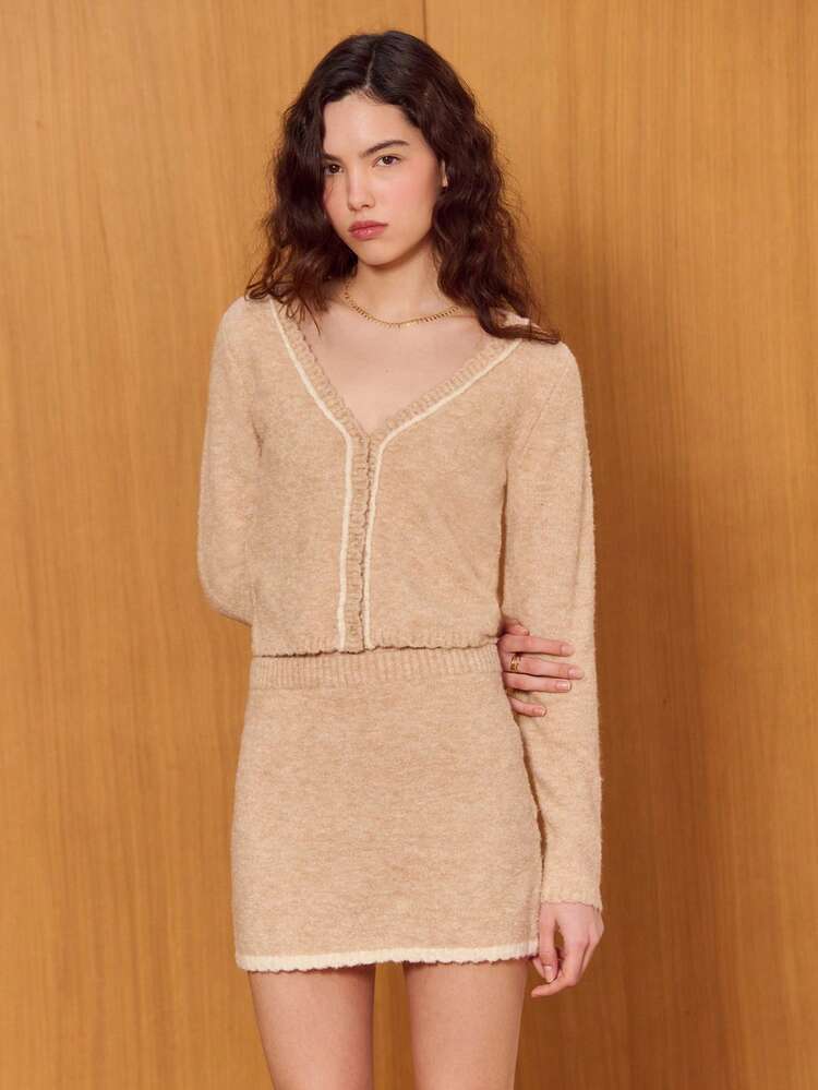Cream Textured-Knit Low-Rise Mini Sweater Skirt With Contrasting Scalloped Hem Chic Style Business Casual Chic Spring Spring  French Style Parisian Style
