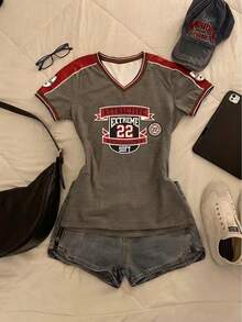 Glimmora 女士字母印花休闲V领修身短袖T恤