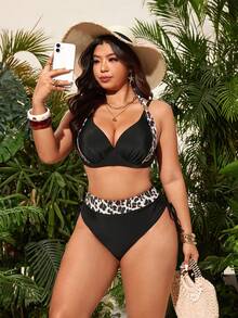 Swim Vcay Plus Size Women's New Solid Color Patchwork Printed 2-Piece Swimwear, Gathered Style Sexy Hard Cup Underwire Swimwear, Solid Color Hard Cup Paired With Elegant Printed Outer Piece High-End Metal Accessory Top, Slimming High Waist Solid Color Patchwork Printed Triangle Bottom, Casual Fashionable Resort Beach Swimwear - Multicolor - View 5
