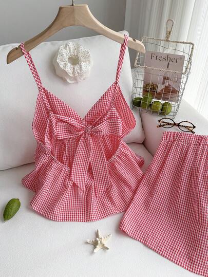 Comfortcana Completo da donna taglie forti a quadri rossi: top corto casual in maglia con spalline sottili e fiocco decorativo, abbinato a pantaloncini corti a quadri coordinati