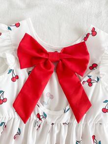 SHEIN Vintaside Kids 1件女童优雅樱桃印花圆领荷叶袖露背蝴蝶结装饰腰部荷叶边下摆休闲连衣裙，适合度假旅行，夏季 - 紅色 - 查看 8
