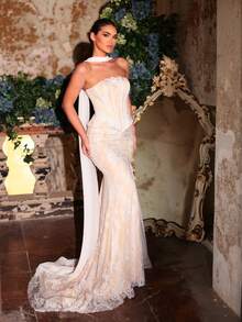 Glamrae Elegant White Romantic Lace Bandeau, Boned Shaping Applique, 3D Waist, Fishtail (Detachable Halter Flounce), Suitable For All Formal Occasions, Weddings, Bridal Gown - White - View 4