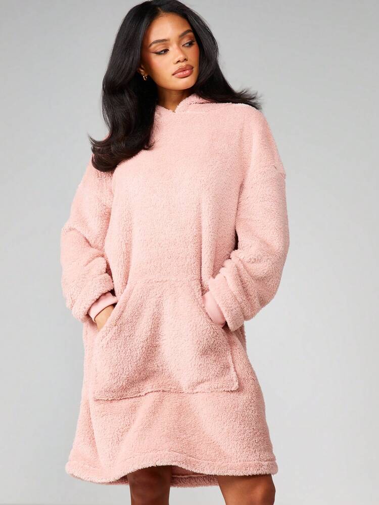 MISSGUIDED Oversized Fuzzy Hoodie Robe Fleece Long Sleeve Loungewear Cozy Winter Home Comfort Plush Soft Pajama Style