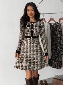 少女休闲时尚百搭针织拼接字母印花收腰连衣裙，适合周末、休闲外出、返校季穿着 - 卡其色 - 查看 7