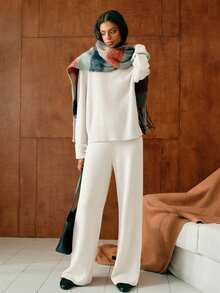 MOTF PREMIUM SET SWEATER LEHER TINGGI POLOS & CELANA RAJUT LEBAR, MUSIM GUGUR/DINGIN - Putih - View 5