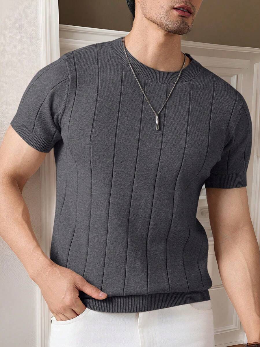 Manfinity Homme 男士休闲纯色短袖针织上衣 - 深灰色 - 查看 1