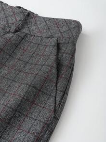SHEIN Tall CURVE 大码格纹直筒裤，时尚百搭，适合返校季、日常穿着，显瘦又舒适，秋冬季皆宜。 - 灰色 - 查看 4