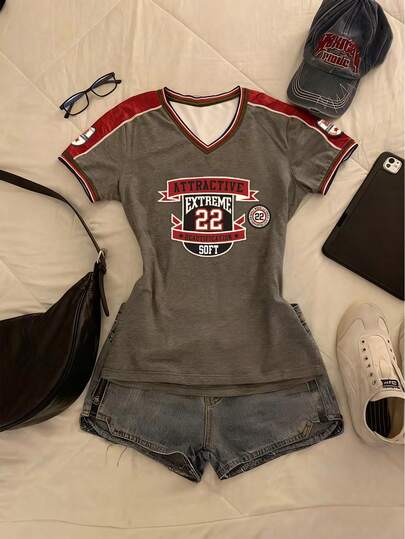 Glimmora 女士字母印花休闲V领修身短袖T恤