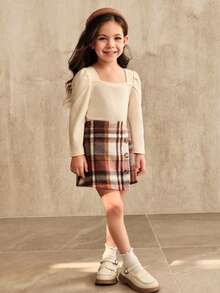 SHEIN 2 Pieces Young Girl Christmas Outfit - Girls Casual Ruched Crew Neck Gigot Sleeve Red Top And Classic Red & White Plaid Asymmetrical Hem Skirt Set, Fashion Versatile Wear For Christmas And Other Occasions, Autumn/Winter - Multicolor - View 6