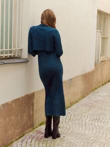 lacRébo فستان ماكسي بتريكو مضلع ذو قطعتين مع كنزة صوفية قصيرة بياقة عالية، فستان شتوي بلون أزرق داكن مناسب للخروج