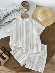 متعدد الألوان