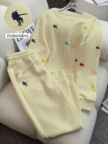 Franclia Bộ áo nỉ và quần cổ tròn thêu họa tiết hiệp sĩ thời trang nữ, bao gồm bộ lót giữ nhiệt, bộ thêu nhiều màu, bộ trang phục thường ngày - Vàng nhạt - Xem 1