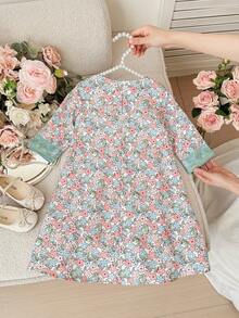 SHEIN 可爱女婴绿色碎花阿拉伯长袍，优雅复古碎花刺绣，女婴休闲简约传统长袖阿拉伯连衣裙，适合春夏穿着，优雅端庄长袖连衣裙，祈祷长袍，舒适休闲，休闲装，度假风，端庄卡夫坦长袍，女婴长袍，女婴长袍 - 綠色 - 查看 3
