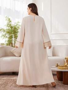 Al Najma Elegantes Große Größen-Kleid im arabischen Stil für Damen, figurformend - Aprikosenfarben - Übersicht 2