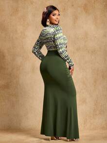 女士绿色字母印花连衣裙，时尚潮流的装扮，热情优雅的连衣裙，休闲度假连衣裙。 - 綠色 - 查看 2