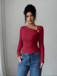 SHEIN Elenzya Burgundy Red Autumn Elegent Women's Solid Fleece Ribbed Oblique Collar Ruched Metal Button Long Sleeve T-Shirt,Slim Fit Casual Top For Dates & Office - Burgundy - View 3