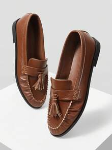 MOTF Sepatu Loafer Wanita Kulit PU dengan Hiasan Rumbai untuk Hari Valentine - Coklat - View 9