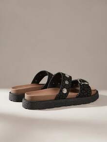 Solecia Sandal Datar Wanita Musim Panas Kasual Serbaguna Motif Leopard dengan Gesper Dekoratif Logam - Hitam - View 4