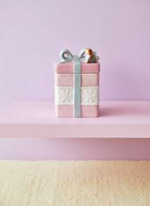 Joivida 1pc Cute Bow Gift Box-Shaped Storage Jar, Valentine's Day Pink Girlish Ceramic Sealed Jar Storage Jar, Storage Jar Can, Decorative Item, Suitable For Bedrooms, Living Rooms, Entrance Halls, Storage And Decorative Items Ramadan Festival