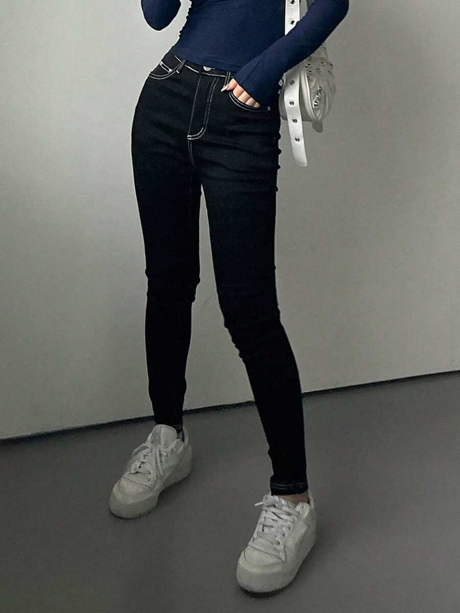 DAZY 女士撞色拼接修身牛仔裤 - 黑色 - 查看 1