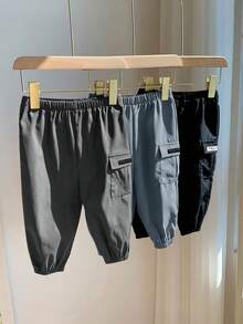 SHEIN 3件套男婴休闲弹力腰字母贴布翻盖口袋束口工装裤，时尚街头风 - 彩色 - 查看 7