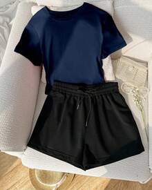 Set de 2 piezas de camiseta y pantalones cortos con estampado de Mano Calaverica - Azul Marino - Ver 2