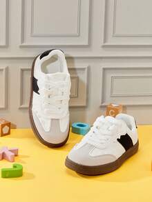 Mini mi #TopPick 女童白色黑色橡胶底运动鞋 – 运动、舒适 & - 黑與白 - 查看 4