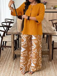 EMERY ROSE 2pcs Plus Size Women Casual Solid Drop Shoulder Blouse And Floral Print Wide Leg Pants Set - Multicolor - View 3