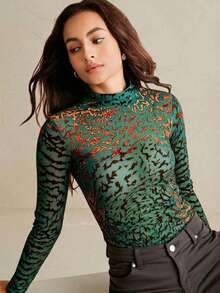 Anewsta Áo thun dài tay ôm sát chất liệu nhung Burnout - màu xanh lá - Xem 4