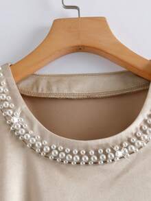 SHEIN Franclia 两件套女士优雅纯色圆领珍珠装饰长袖T恤和半裙套装，适合通勤。 - 杏色 - 查看 3