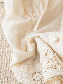 Franclia Petite 女士甜美优雅撞色蕾丝露肩荷叶边上衣，百搭短款上衣，春夏款 - 杏色 - 查看 4