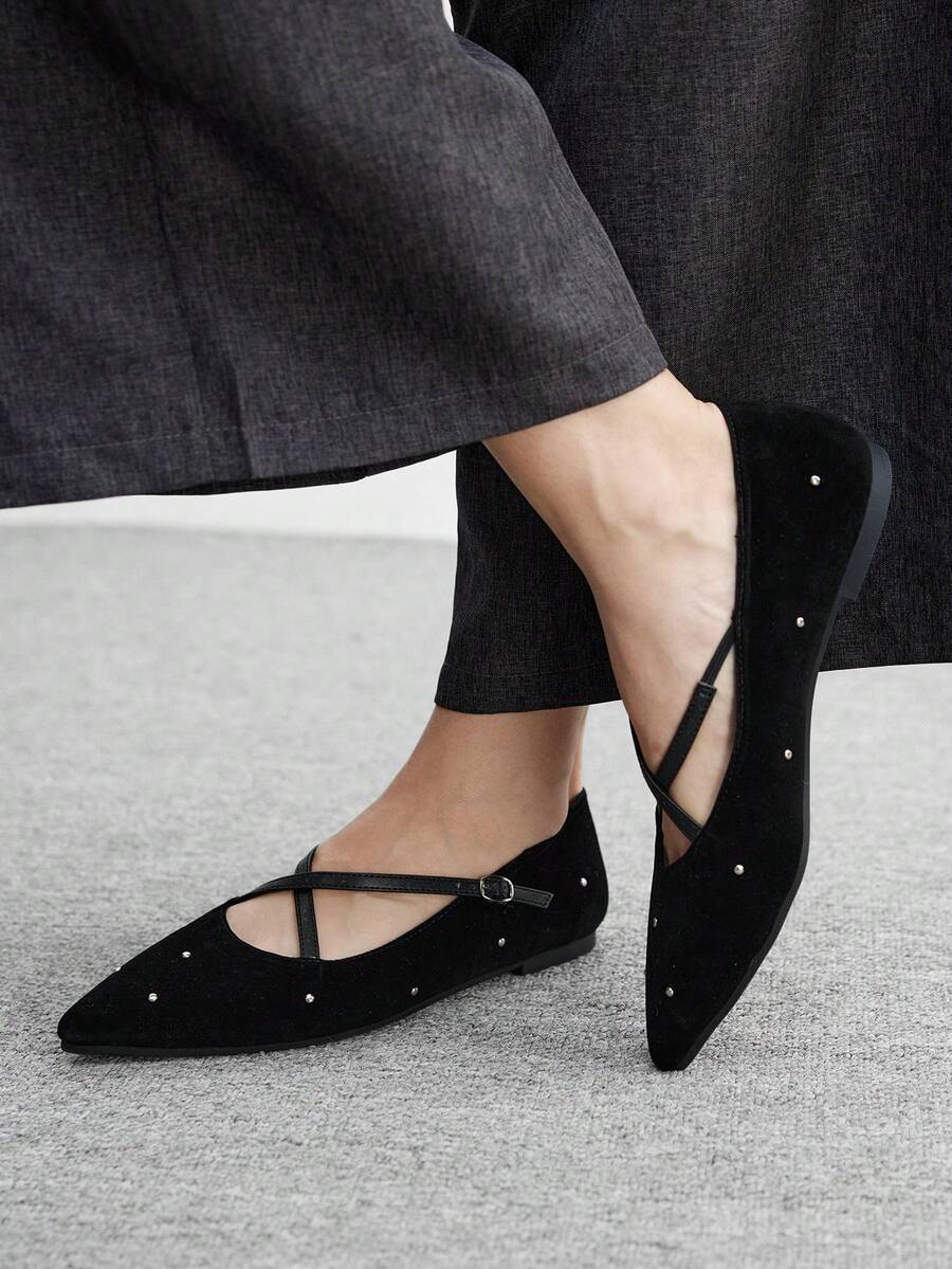 CUCCOO BIZCHIC 女士搭扣设计时尚百搭休闲平底鞋 - 黑色 - 查看 1