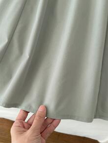 Blossori Gaun Anak Perempuan Gaya Prancis Elegan dengan Hiasan Ruffle dan Bordir Bunga, Leher Bulat, Lengan Panjang - Hijau - View 6