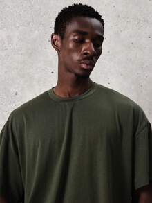 SUMWON Men's Essentials Short Sleeve Crew Neck T-Shirt With Upper Back Text Print Casual Cotton Tee