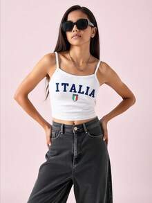 1件少女夏季酒红色罗纹吊带背心，白色肩带和领口饰边，柔软弹力面料，无袖直筒剪裁，轻盈设计，适合上学、周末郊游和温暖季节穿着。 - 白色 - 查看 3