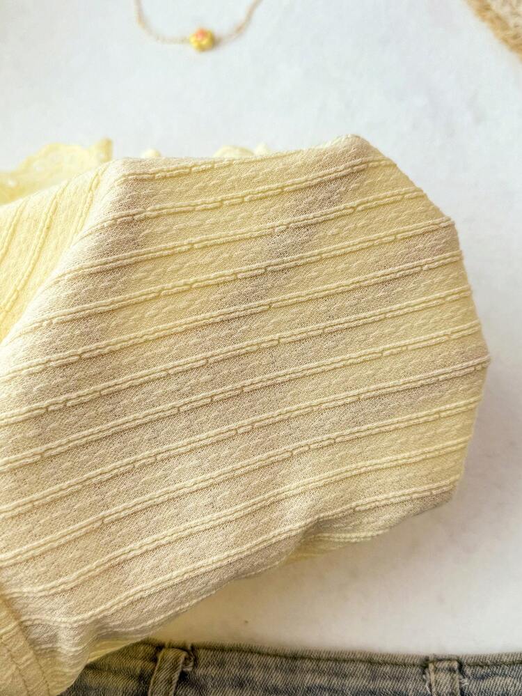 少女纯色浅黄色休闲度假风拼接刺绣蕾丝边针织修身短款方领T恤 - 黃色 - 查看 6