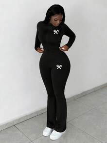 Slaydiva Women's 2pcs Casual Basic High-Stretch Slim Fit Long Sleeve Zipper Top And Pants Set/Black Set/Spring And Summer/Y2K/Going Outfit/Bow Graphic