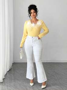 Elenzga Blusa feminina plus size minimalista de malha grossa com gola redonda e mangas compridas, com apliques decorativos, preta. - Amarelo - Ver 5