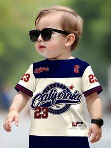 TaviRue 经典休闲圆领短袖宽松T恤，适合男童，秋冬季，印有数字23图案；经典撞色印花T恤，适合男童，秋冬季；经典城市名称文字印花T恤，适合男童，秋冬季。