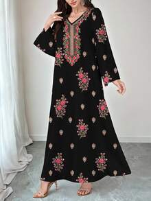 Al Najma Vestido de mujer de manga larga con cuello en V negro, bajo acampanado, elegante y cómodo con estampado floral, estampado floral delicado, vestido conservador, material de poliéster, adecuado para el hogar, salidas, vacaciones, fiestas. Vestido, vestido fluido, vestido vintage, vestido de manga larga para mujer. Vestido con estampado botánico - Negro - Ver 4