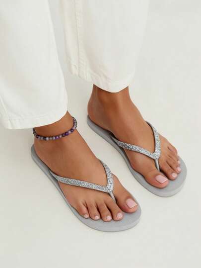 Grefit Women's Fashion Black Glitter Flat Comfortable Thong Sandals, Suitable For Home, Beach, Vacation And More Occasions For Christmas Beach Outfit