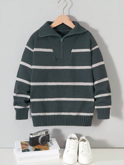 男童撞色拼接V领拉链套头毛衣，宽松版型，翻领设计，适合日常穿着、节日聚会、秋冬季穿着。