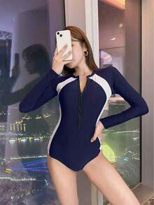 Swim SPRTY 女士撞色插肩袖休闲防晒泳衣，无钢圈泳装 - 彩色 - 查看 3