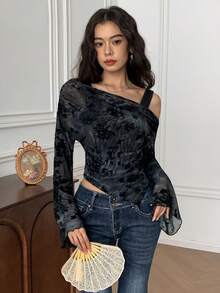 EastFlair Women's Floral Asymmetric Neck Long Sleeve Ruched Fitted Stylish Blouse/Summer\Vacation - Black - View 1