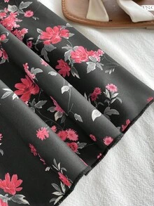 少女优雅粉色连衣裙，玫瑰花印花吊带荷叶边下摆蝴蝶结肩部A字裙，适合度假、上学、郊游、春夏穿着。 - 黑色 - 查看 6