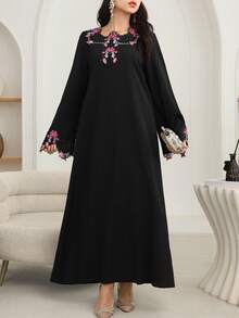 Al Najma Women's Autumn Black Washed Pleated Long Sleeve Floral Embroidered Ruffle Hem Elegant Arabic Dress - Black - View 4