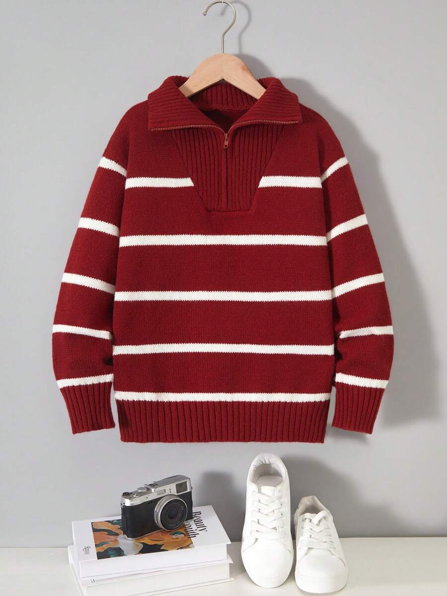 Tween Boys' Fashion Zip-Up V-Neck Pullover Sweater With Contrast Black/White Color-Block Design, Relaxed Fit And Flip Collar, Suitable For Daily Wear, Holiday Gatherings, And Autumn/Winter Seasons