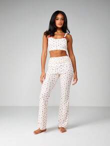 MISSGUIDED Heart Print Pointelle Bralette Style Crop Top With Adjustable Straps And Scoop Neckline Perfect For Lounge And Sleep - Pink - View 4