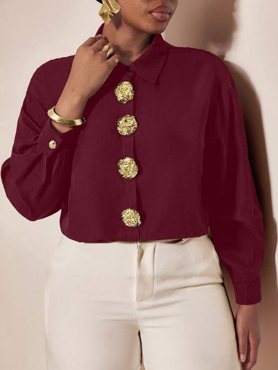 EMERY ROSE Plus Size Black Shirt With Elegant Metal Decor Button - Burgundy - View 1