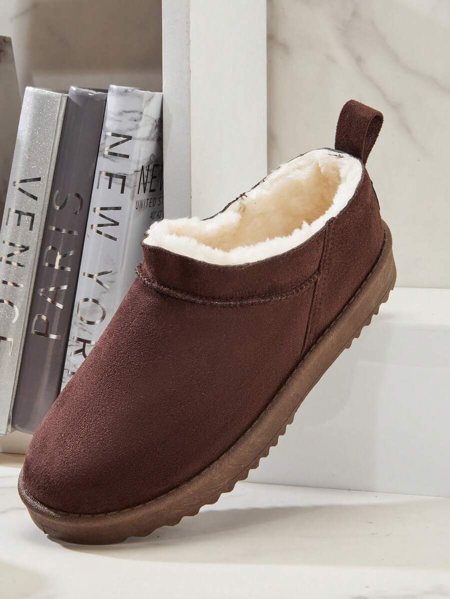 SHUZIA #OOTD 女士面料绒面革巧克力色舒适套脚木屐穆勒鞋 – 设计师灵感，保暖且。 - 巧克力棕 - 查看 1